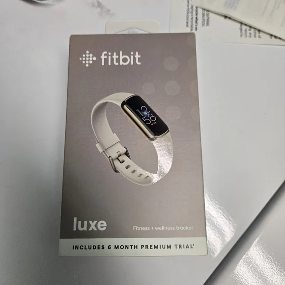 fitbit | Wearables | Fit Bit Luxe 22 | Poshmark